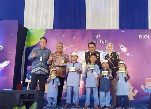 Klinik Paramedika kembali bekerja sama dengan bank bjb dalam kegiatan khitanan massal generasi sehat makin hepi.