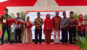 Gerakan Derma Sosial & Keberagaman Indonesia di Masjid Istiqlal, Jakarta.
